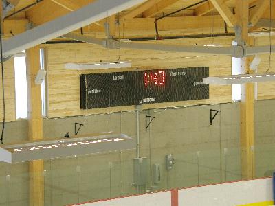 Tableau indicateur de hockey 4707 (18' x 4') - Université du Québec à Saguenay, Qc